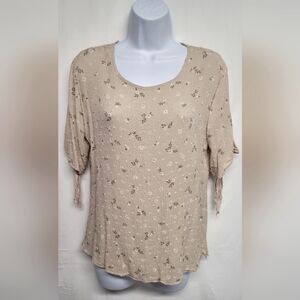 My Invasion Rayon Top Short Tie Sleeve Tan Floral M